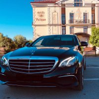 MERCEDES W213
