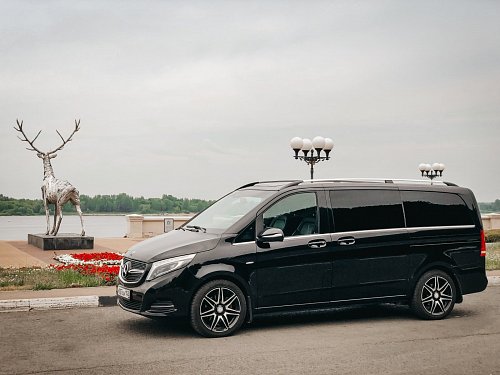 MERCEDES V-CLASS BLACK (6 мест)