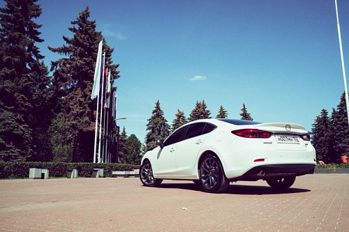 MAZDA 6