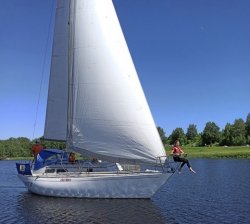 ПАРУСНАЯ ЯХТА СИЛУЭТ